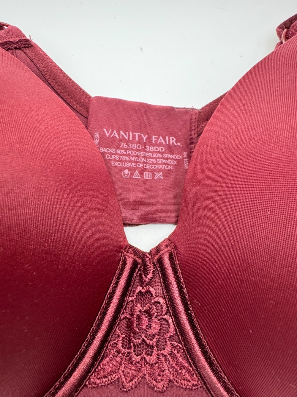 Vanity Fair 38DD  Burgundy